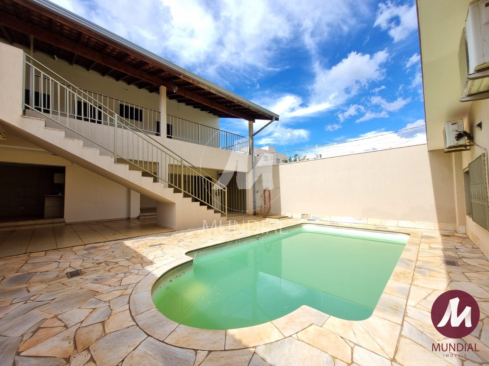 Piscina — foto 1