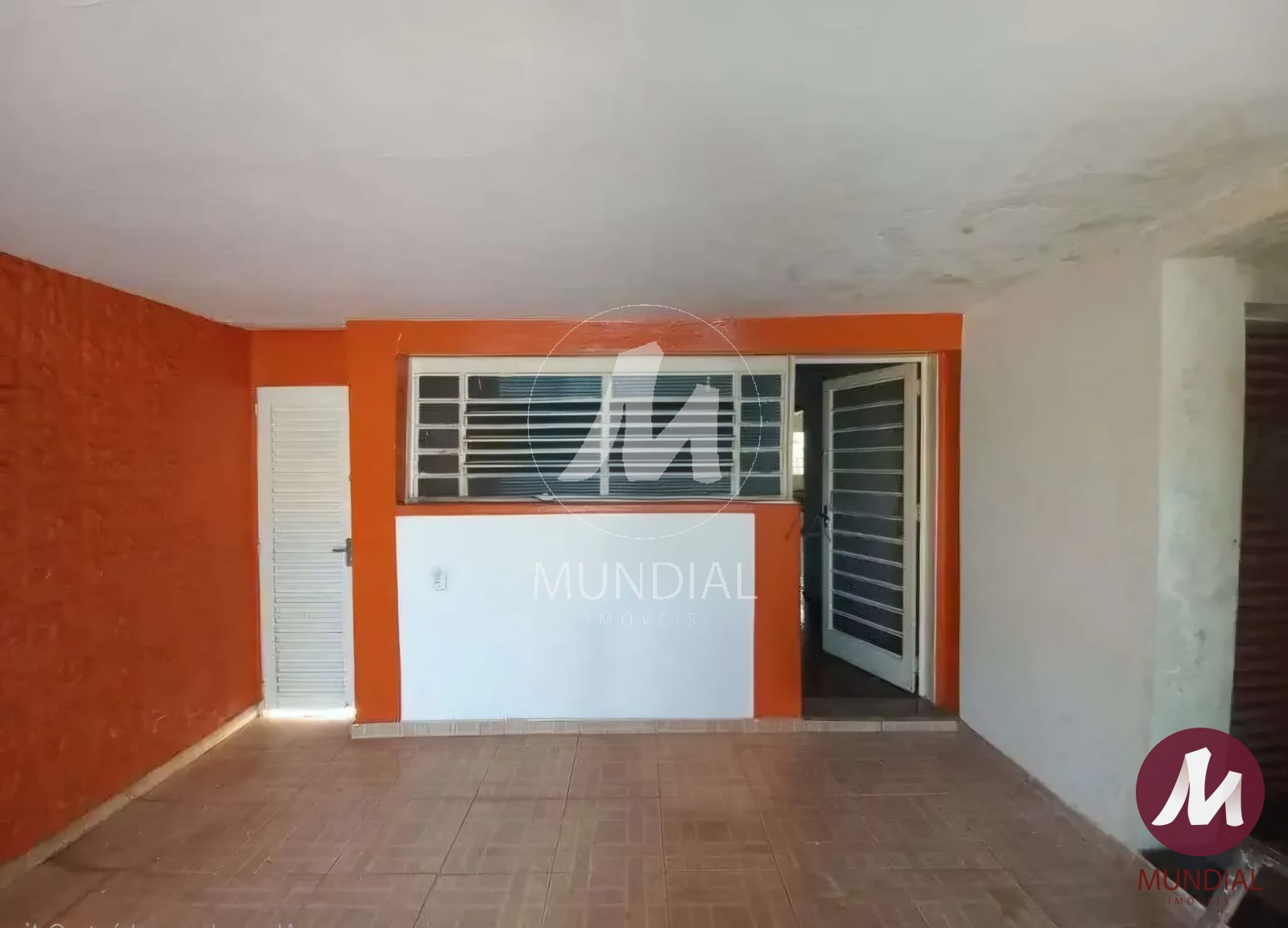 Garagem/estacionamento — foto 2