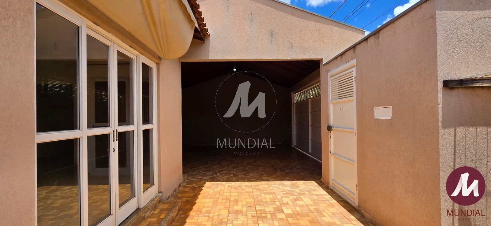 Garagem/estacionamento — foto 23