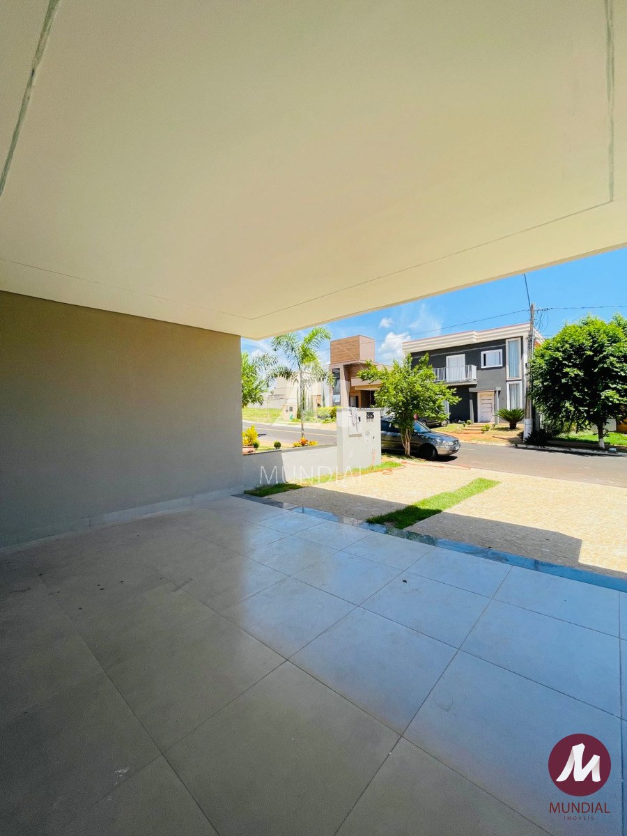 Garagem/estacionamento — foto 2
