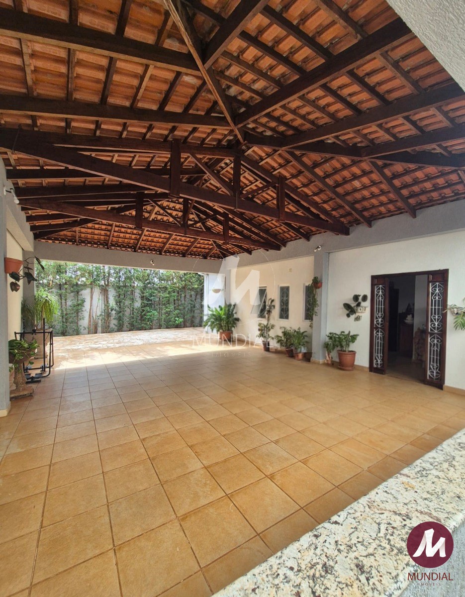 Garagem/estacionamento — foto 3