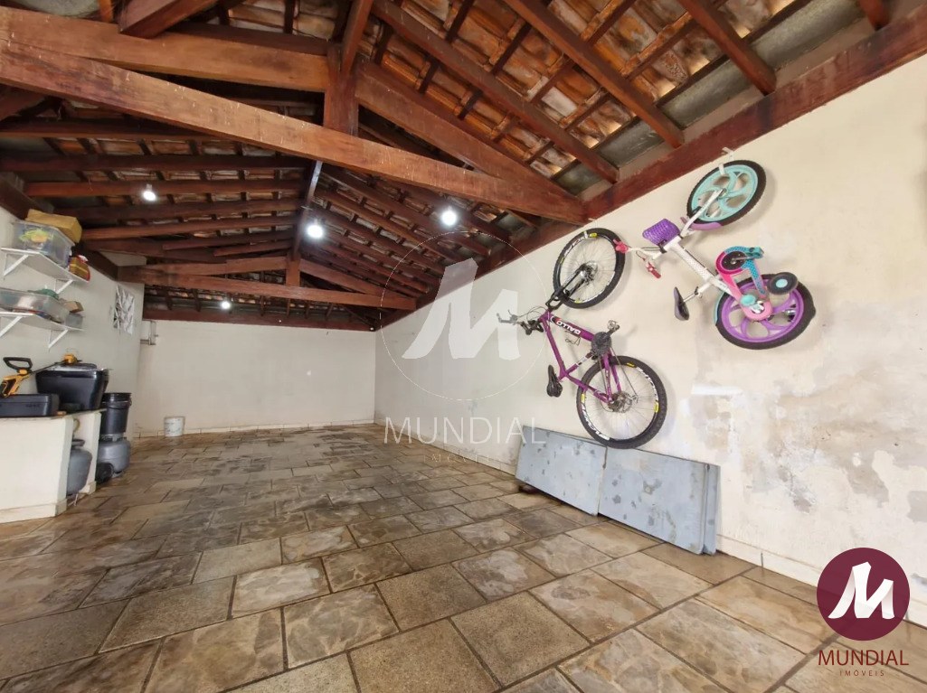 Garagem/estacionamento — foto 13