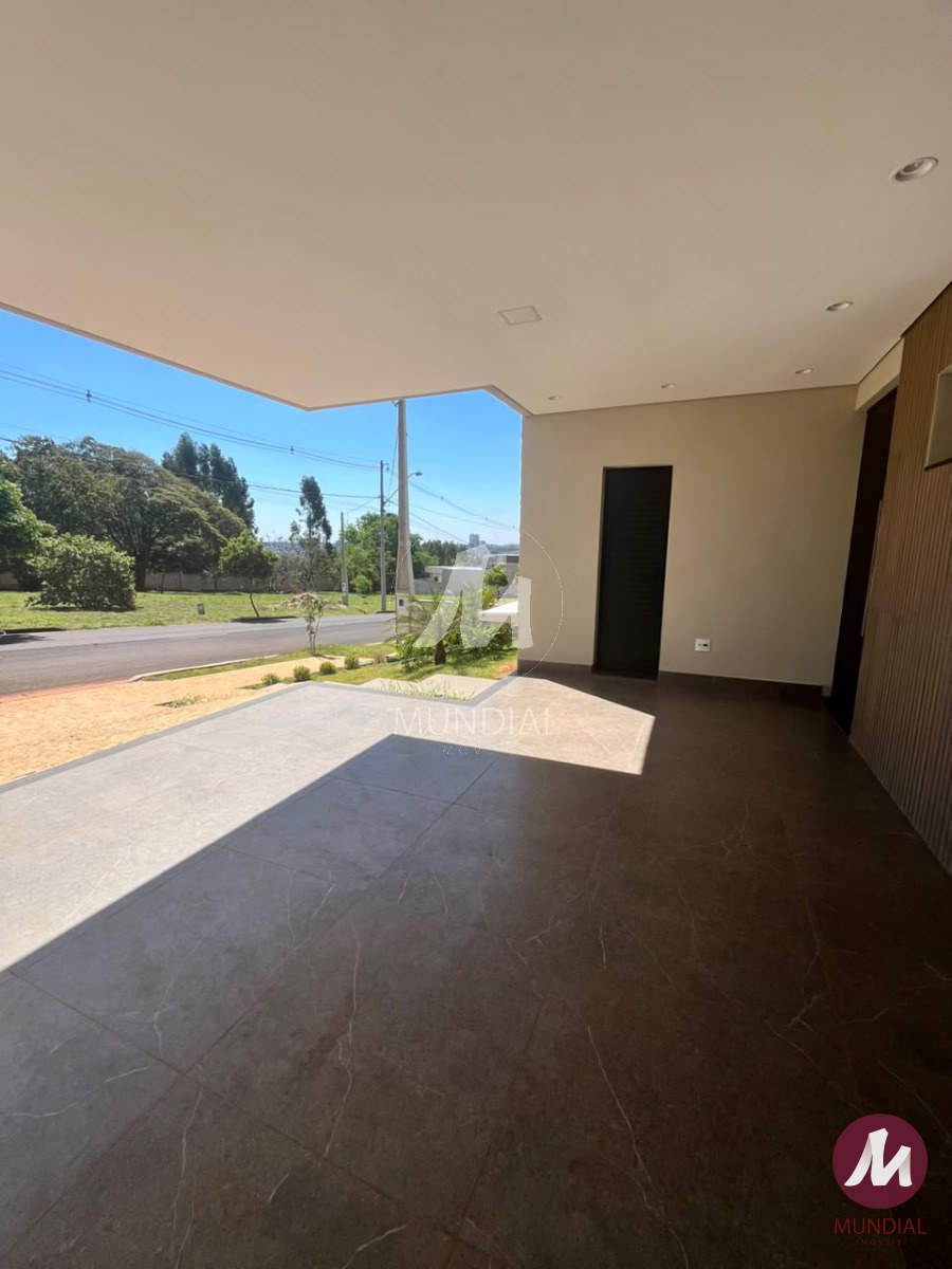 Garagem/estacionamento — foto 2