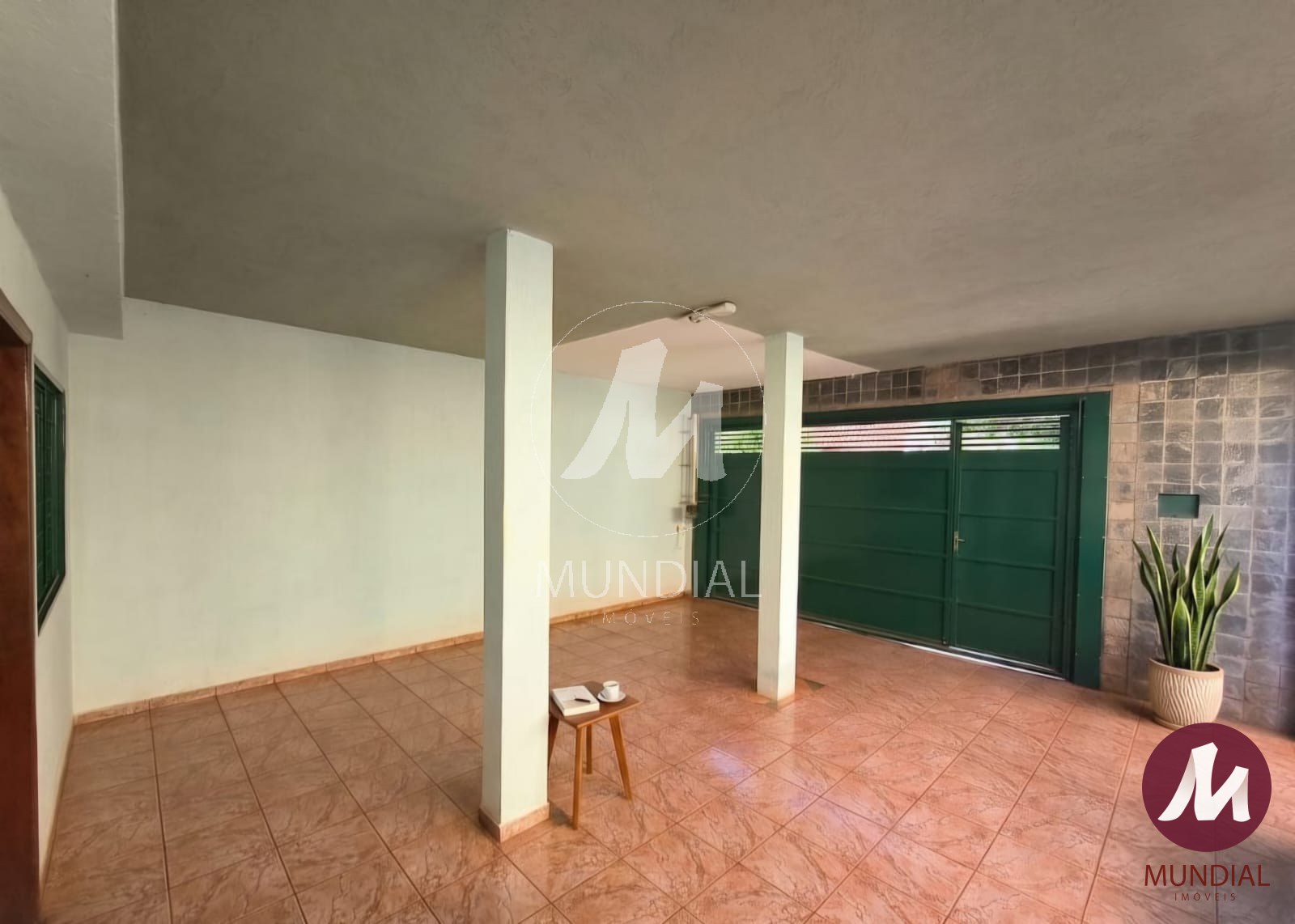 Garagem/estacionamento — foto 3