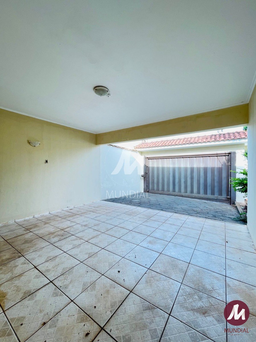 Garagem/estacionamento — foto 3