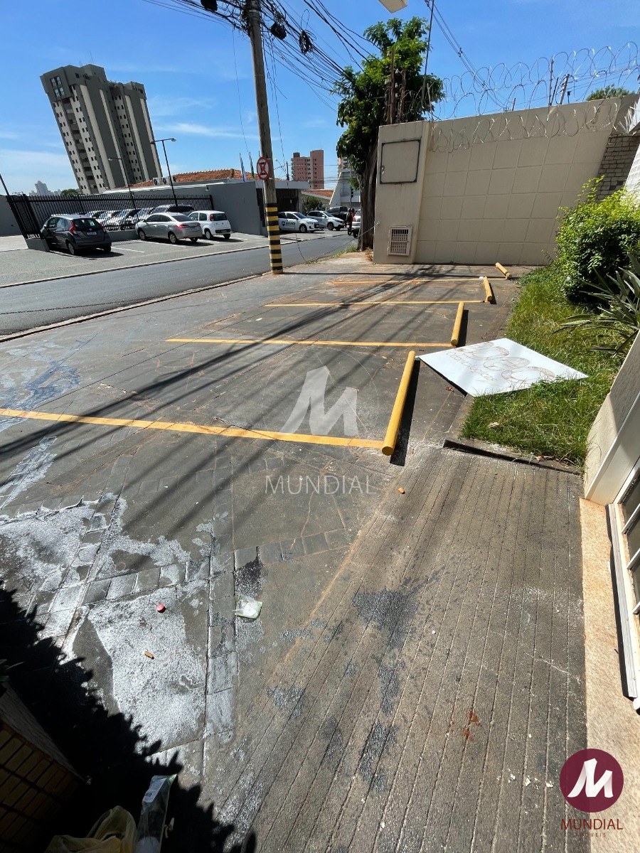 Garagem/estacionamento — foto 2