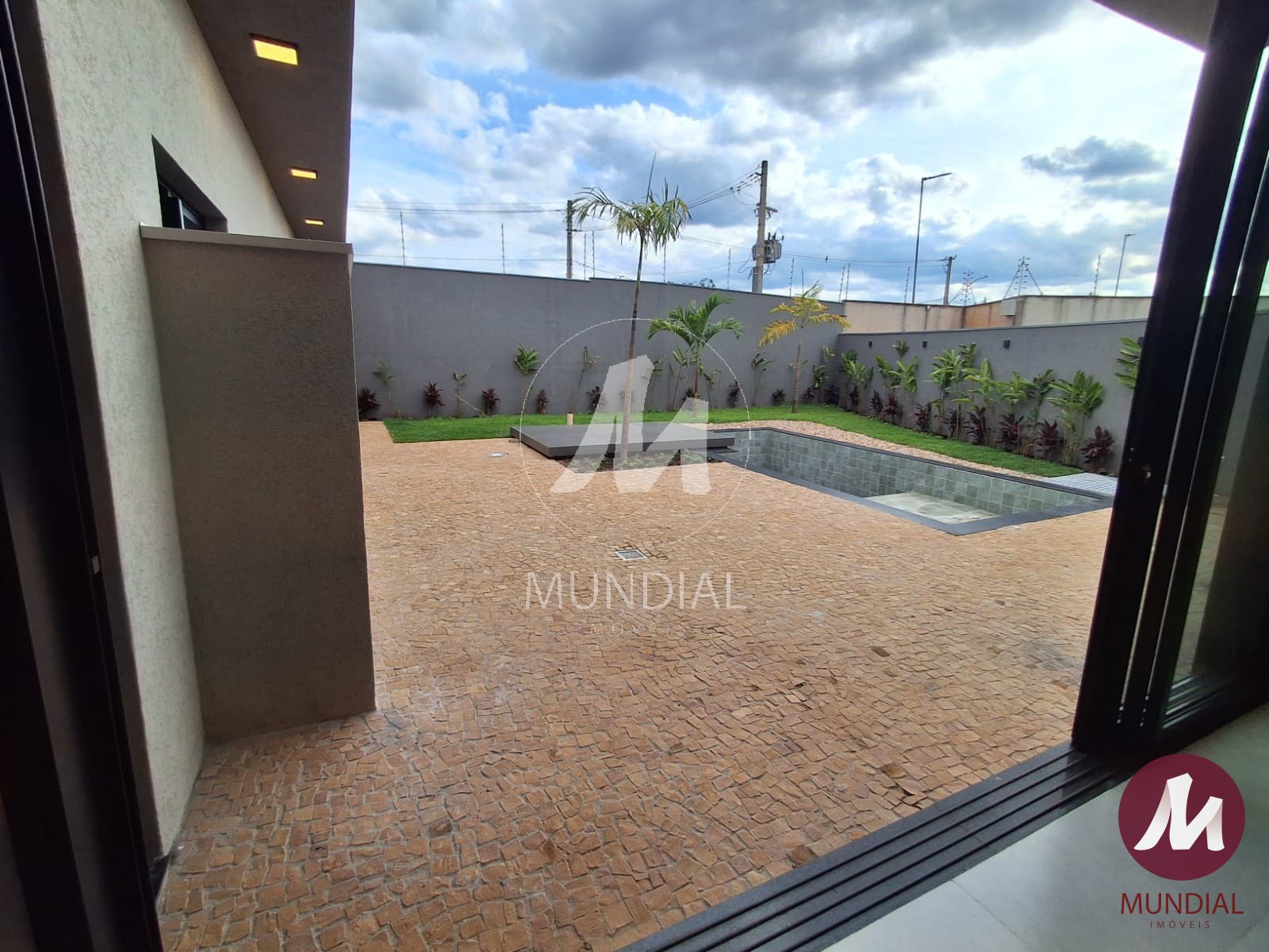 Piscinas para mergulhar de cabeça — Casa em Vivendas da Mata