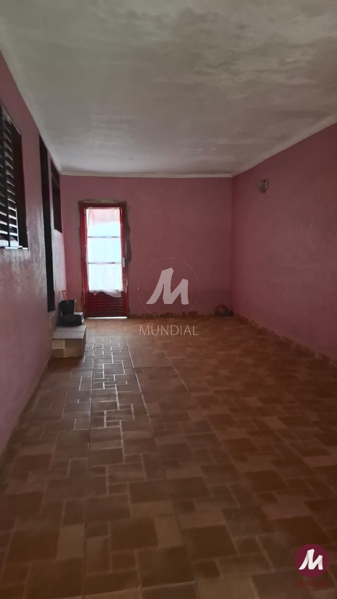 Garagem/estacionamento — foto 1