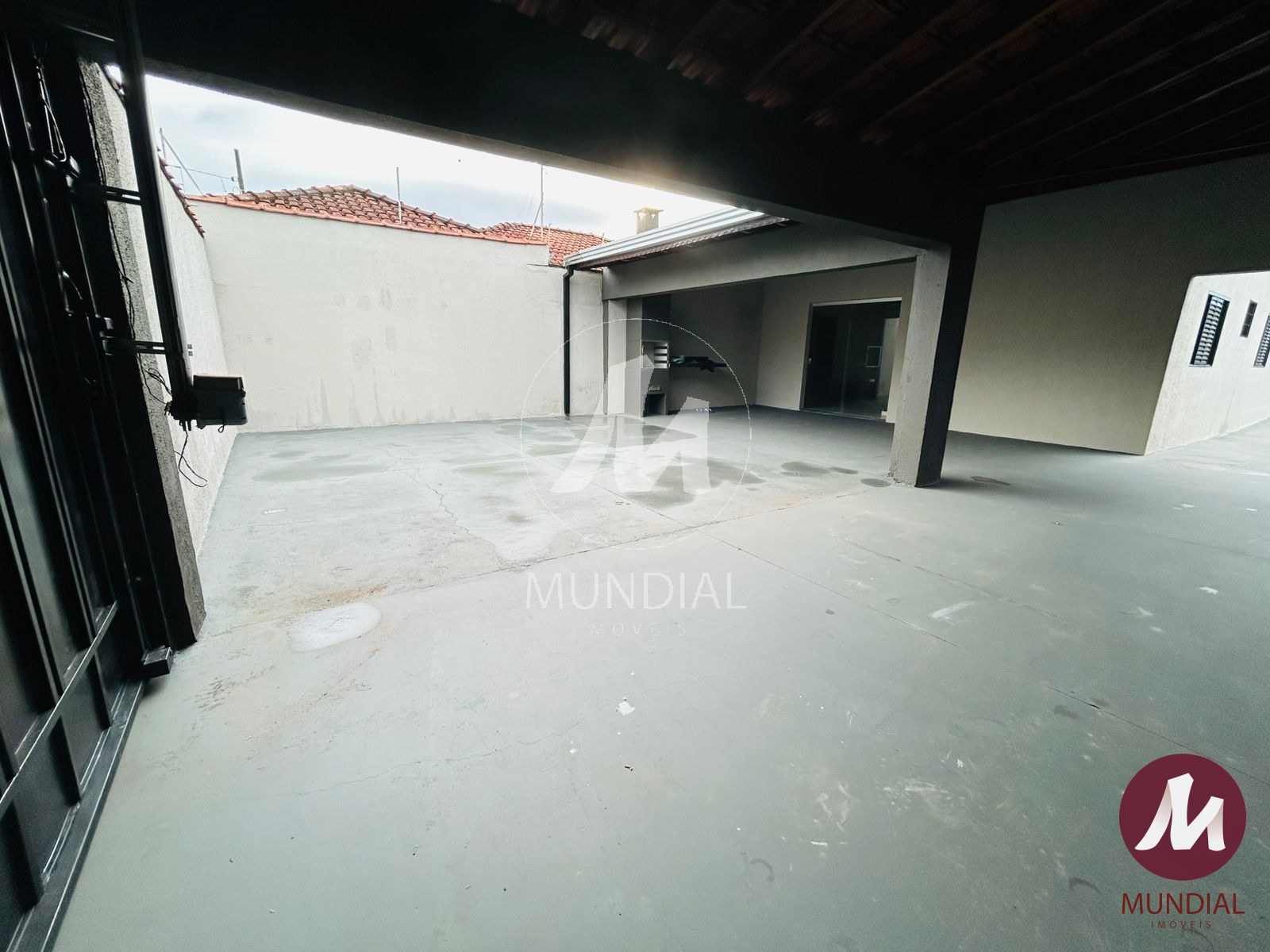 Garagem/estacionamento — foto 26
