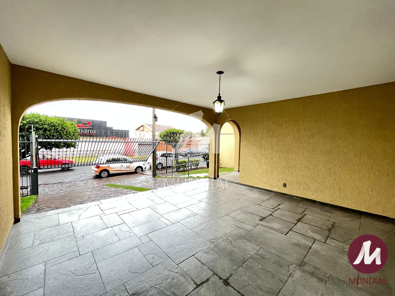 Garagem/estacionamento — foto 3