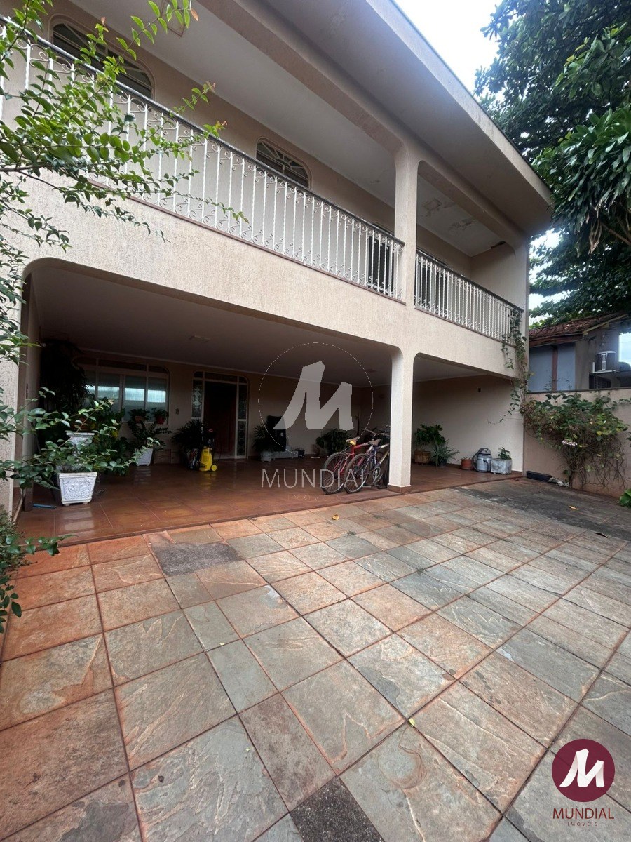 Garagem/estacionamento — foto 1