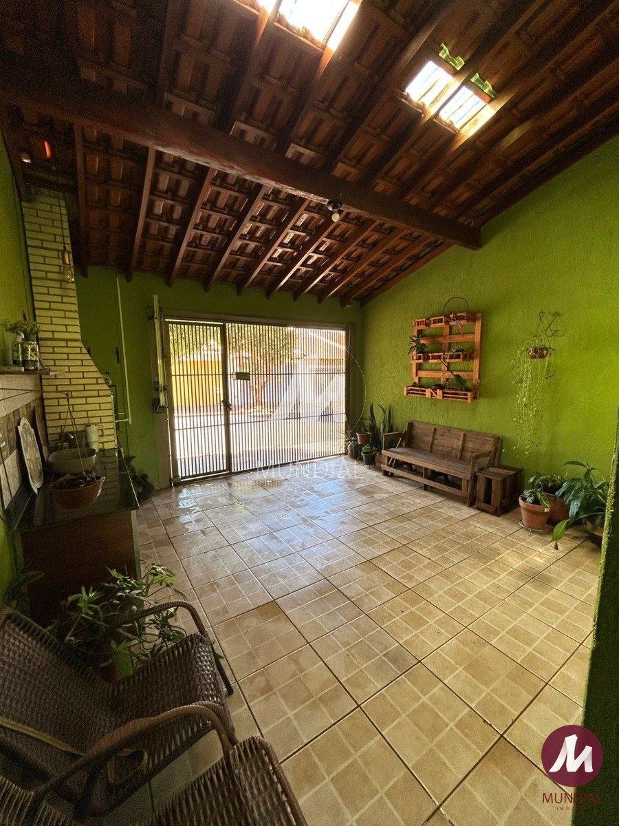 Garagem/estacionamento — foto 2
