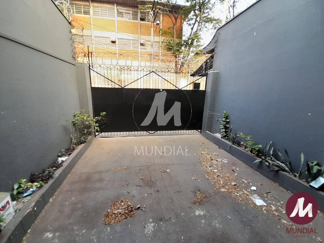Garagem/estacionamento — foto 3