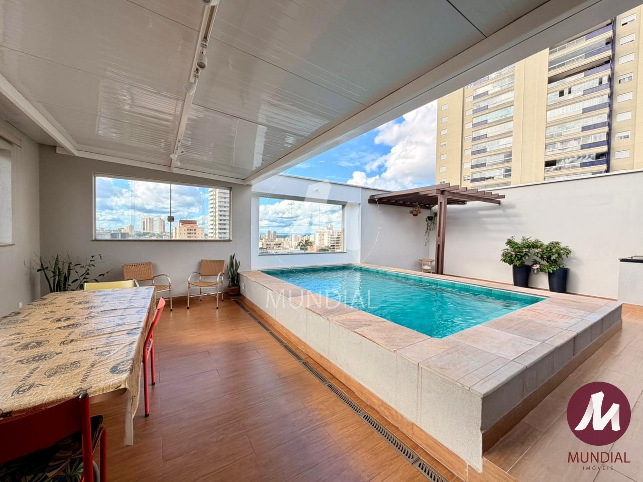 Piscina — foto 1