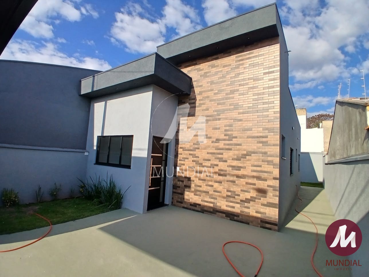 Garagem/estacionamento — foto 2