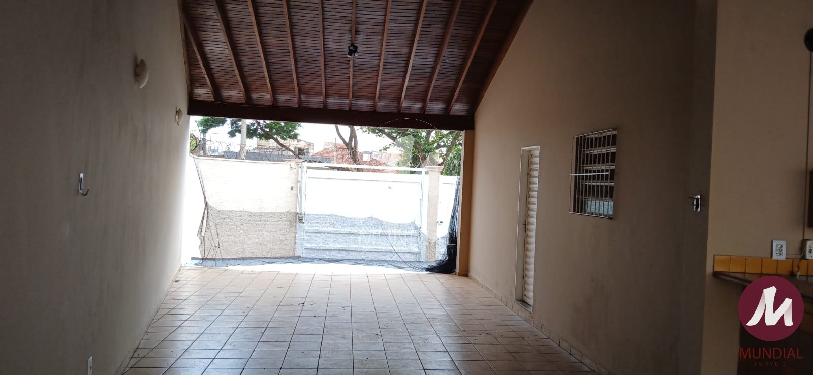 Garagem/estacionamento — foto 2