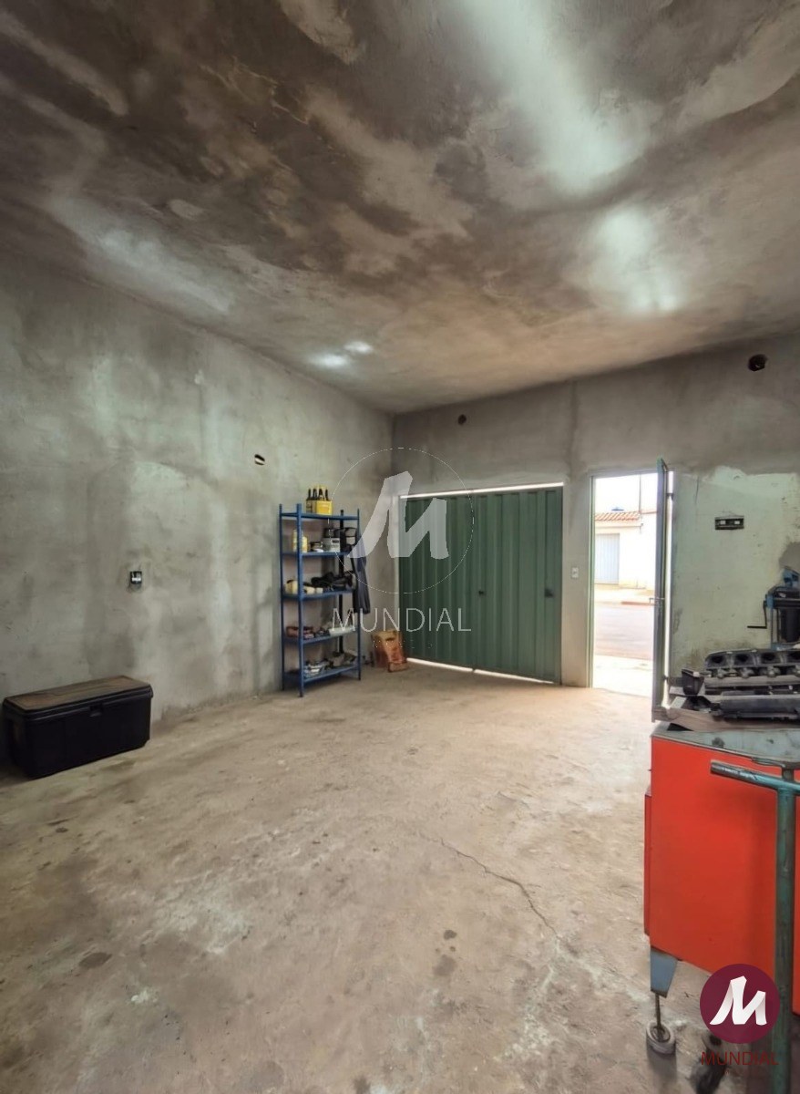 Garagem/estacionamento — foto 1