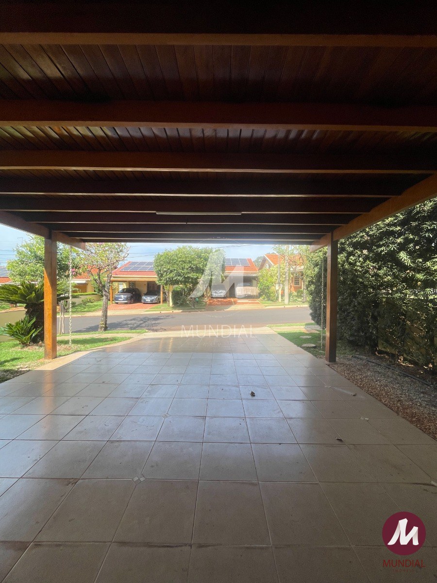 Garagem/estacionamento — foto 2