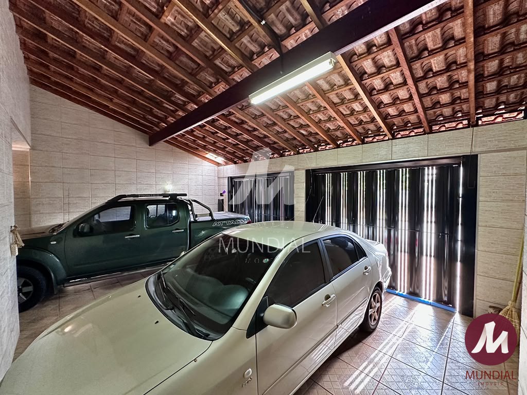 Garagem/estacionamento — foto 2