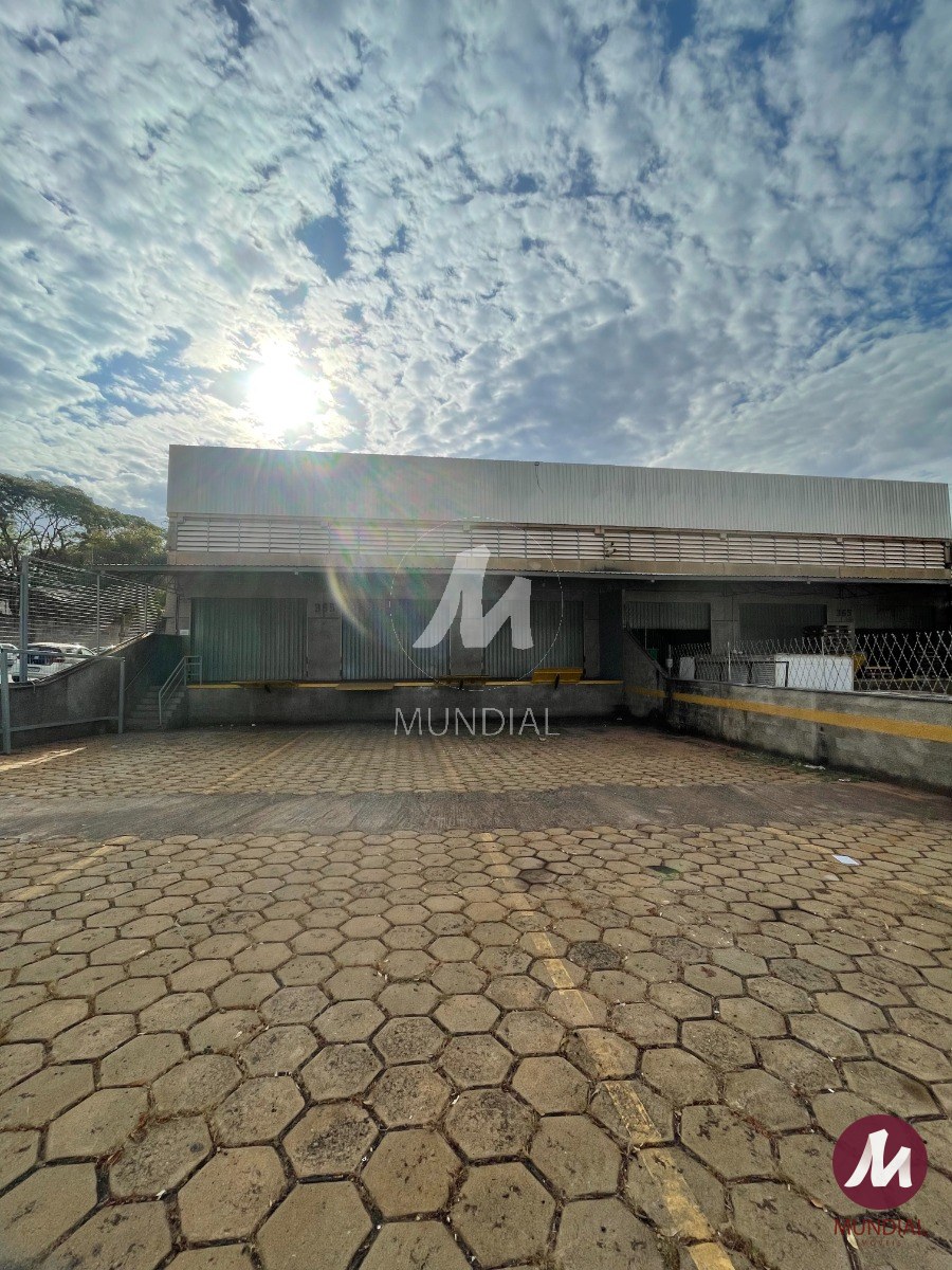 Garagem/estacionamento — foto 4