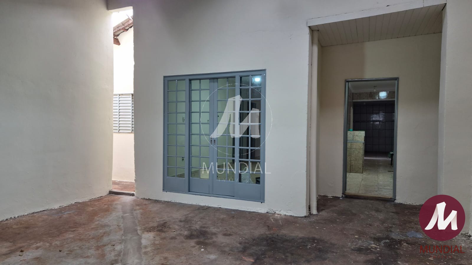 Garagem/estacionamento — foto 1
