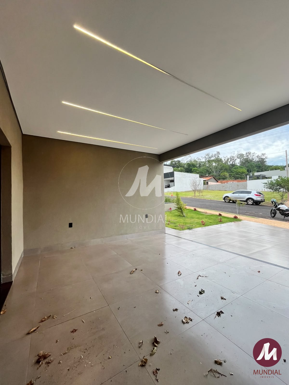 Garagem/estacionamento — foto 3