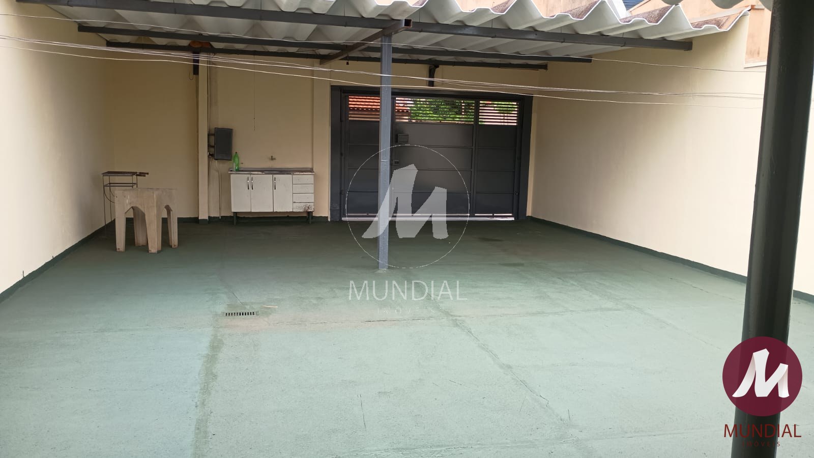Garagem/estacionamento — foto 1
