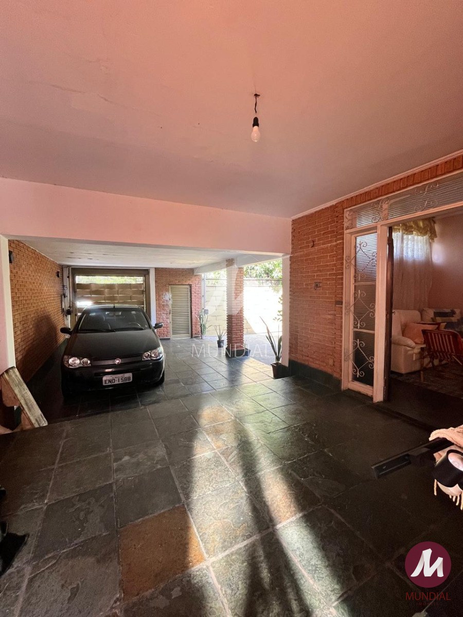Garagem/estacionamento — foto 3