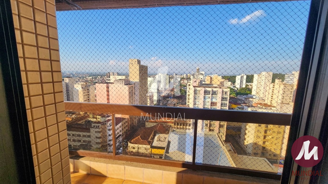 Vistas que fazem parar — Apartamento em Centro