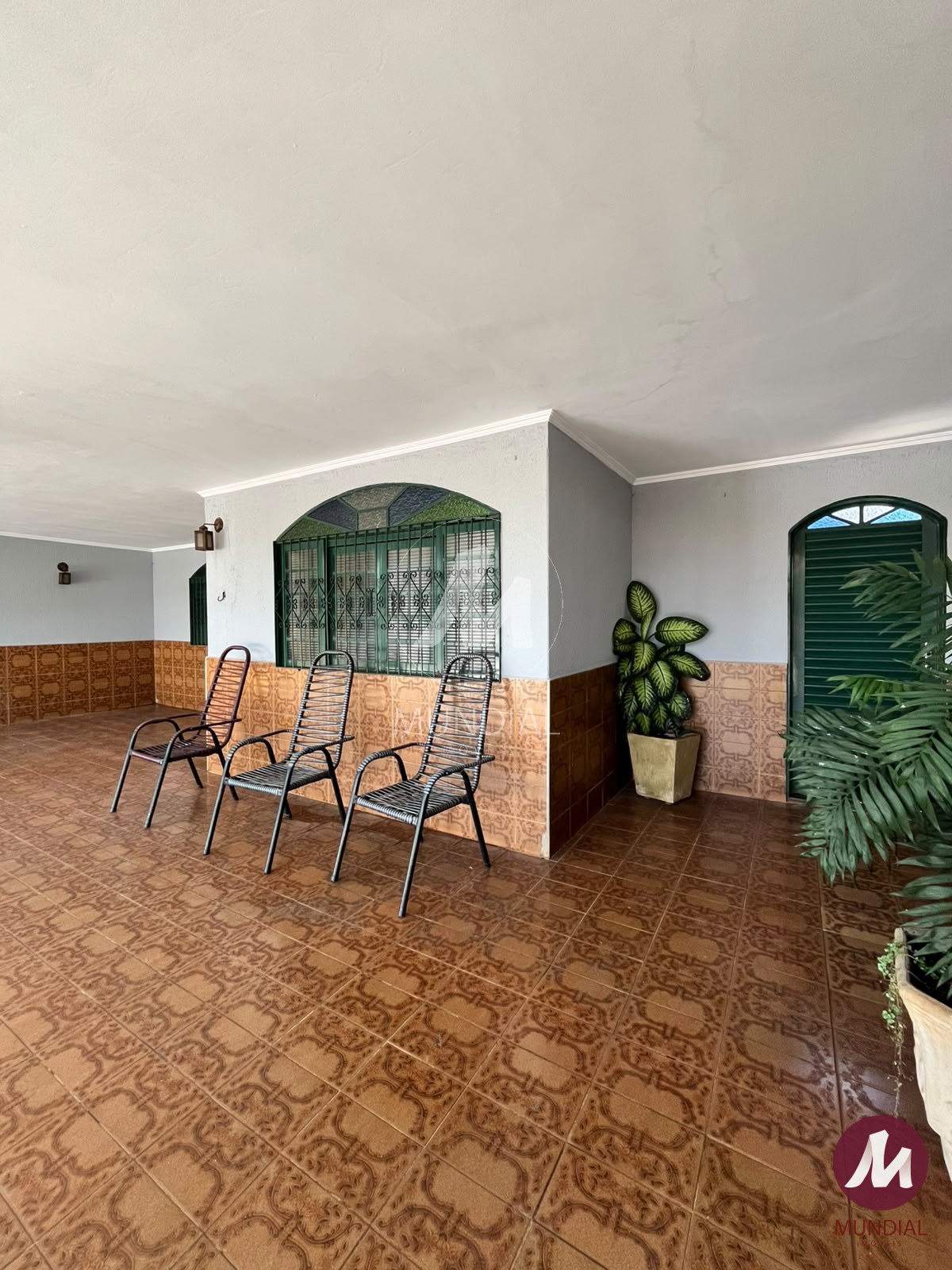 Garagem/estacionamento — foto 3