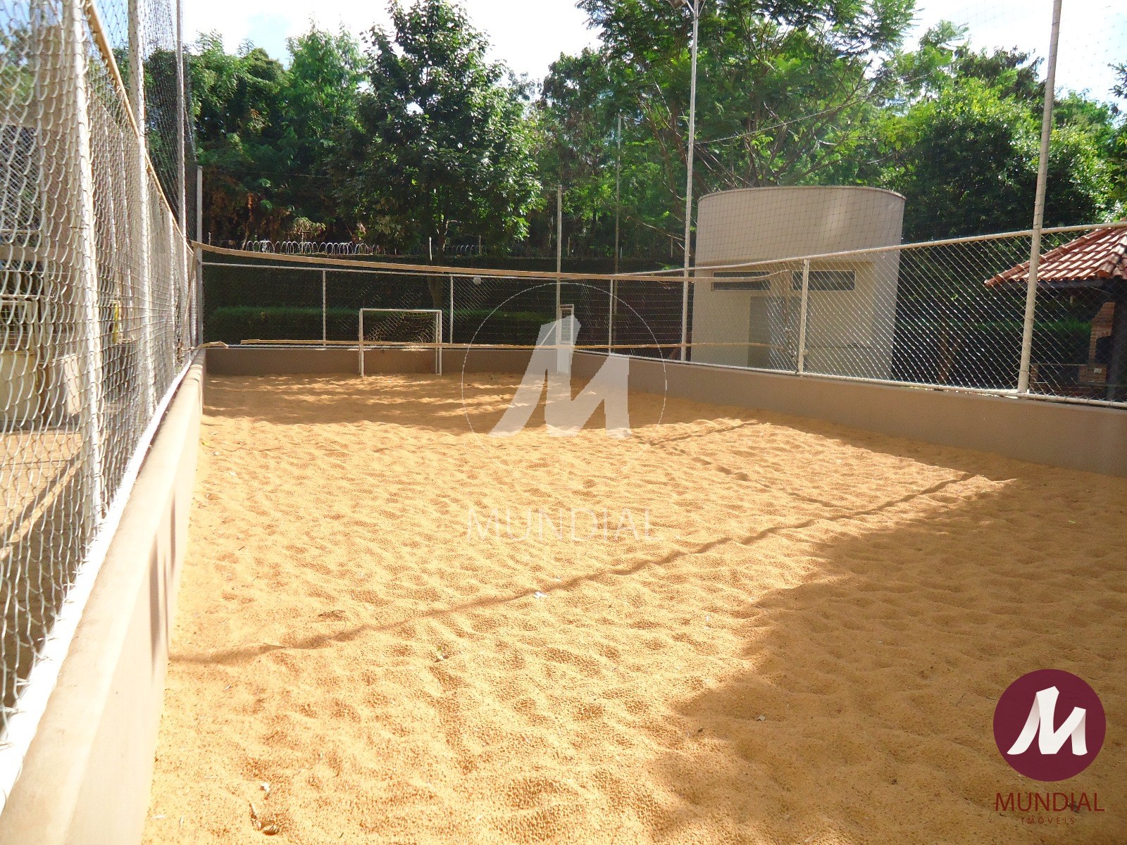 Quadra de esportes — foto 12