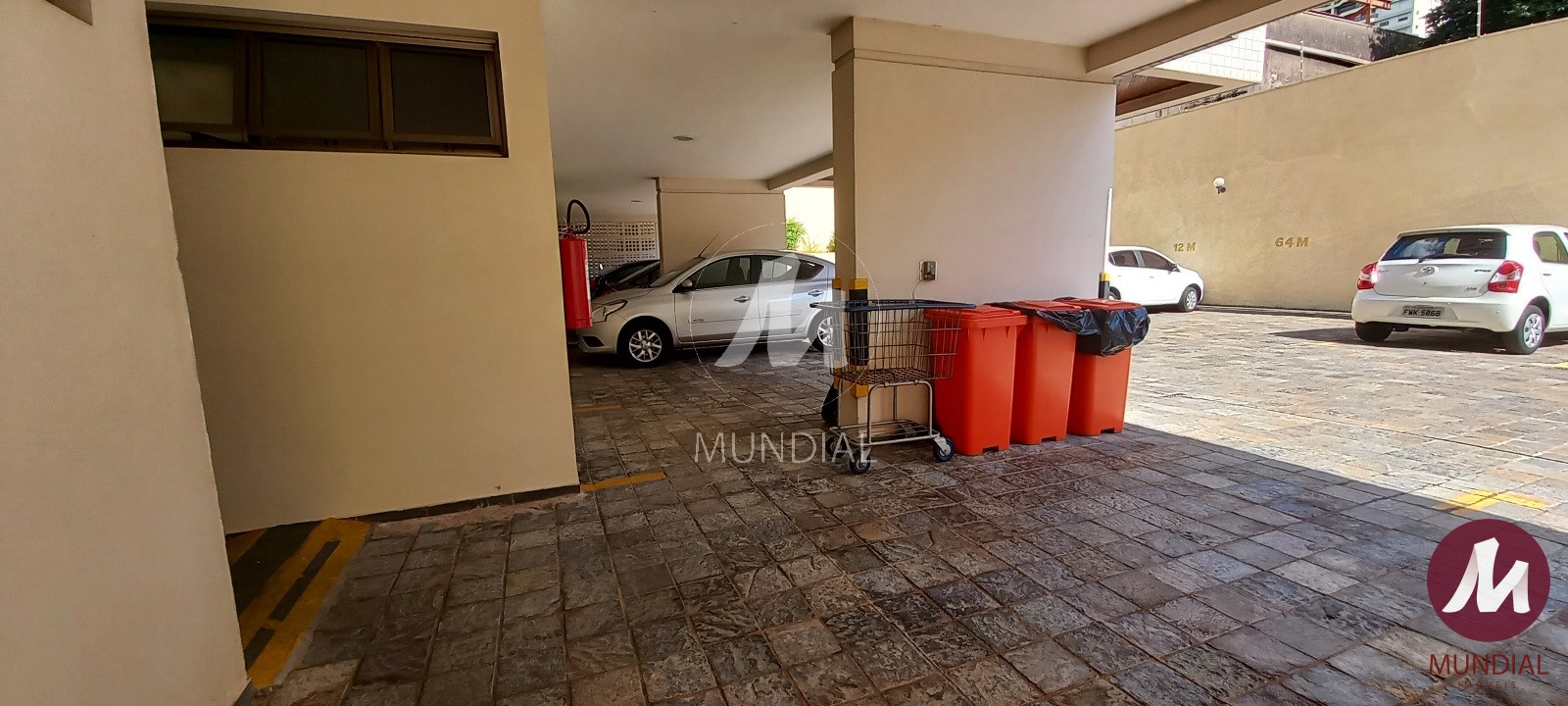 Garagem — foto 32