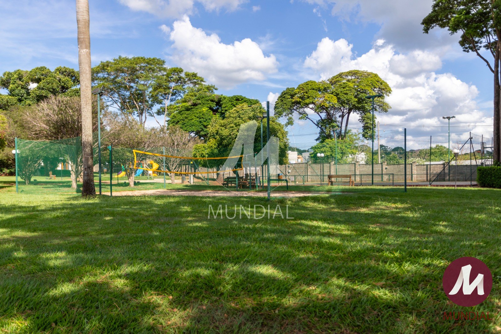 Quadra de esportes — foto 21