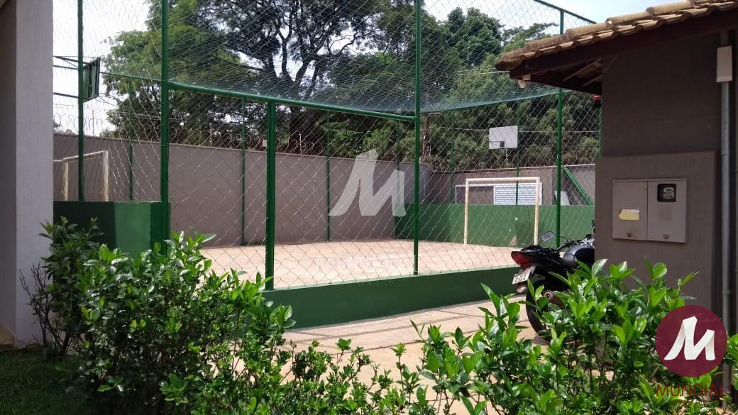 Quadra de esportes — foto 21