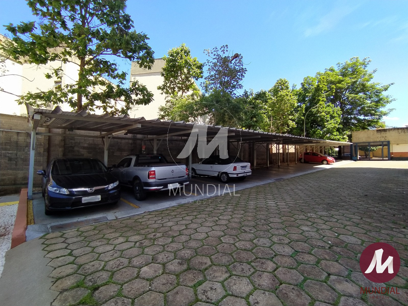Garagem — foto 24