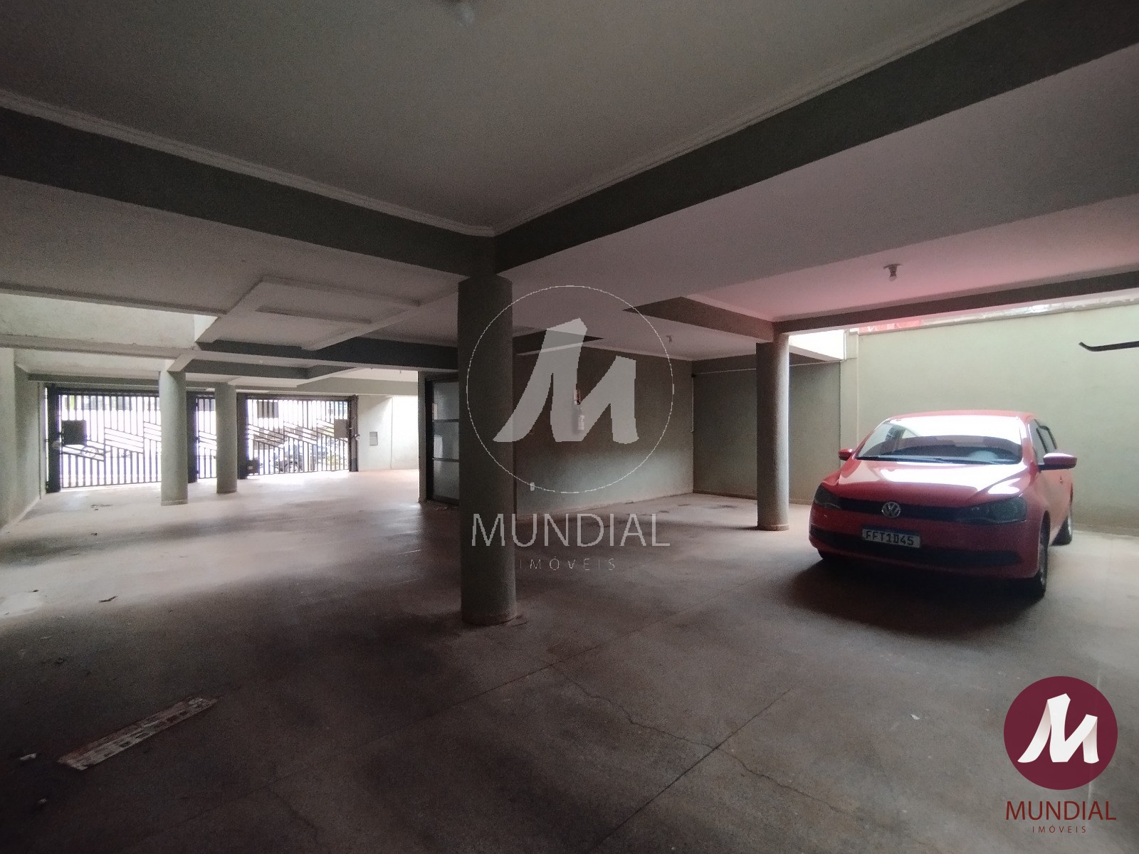 Garagem — foto 12
