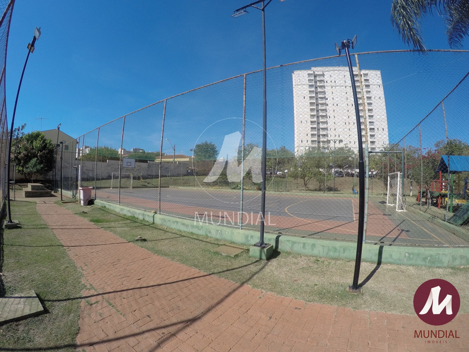 Quadra de esportes — foto 24