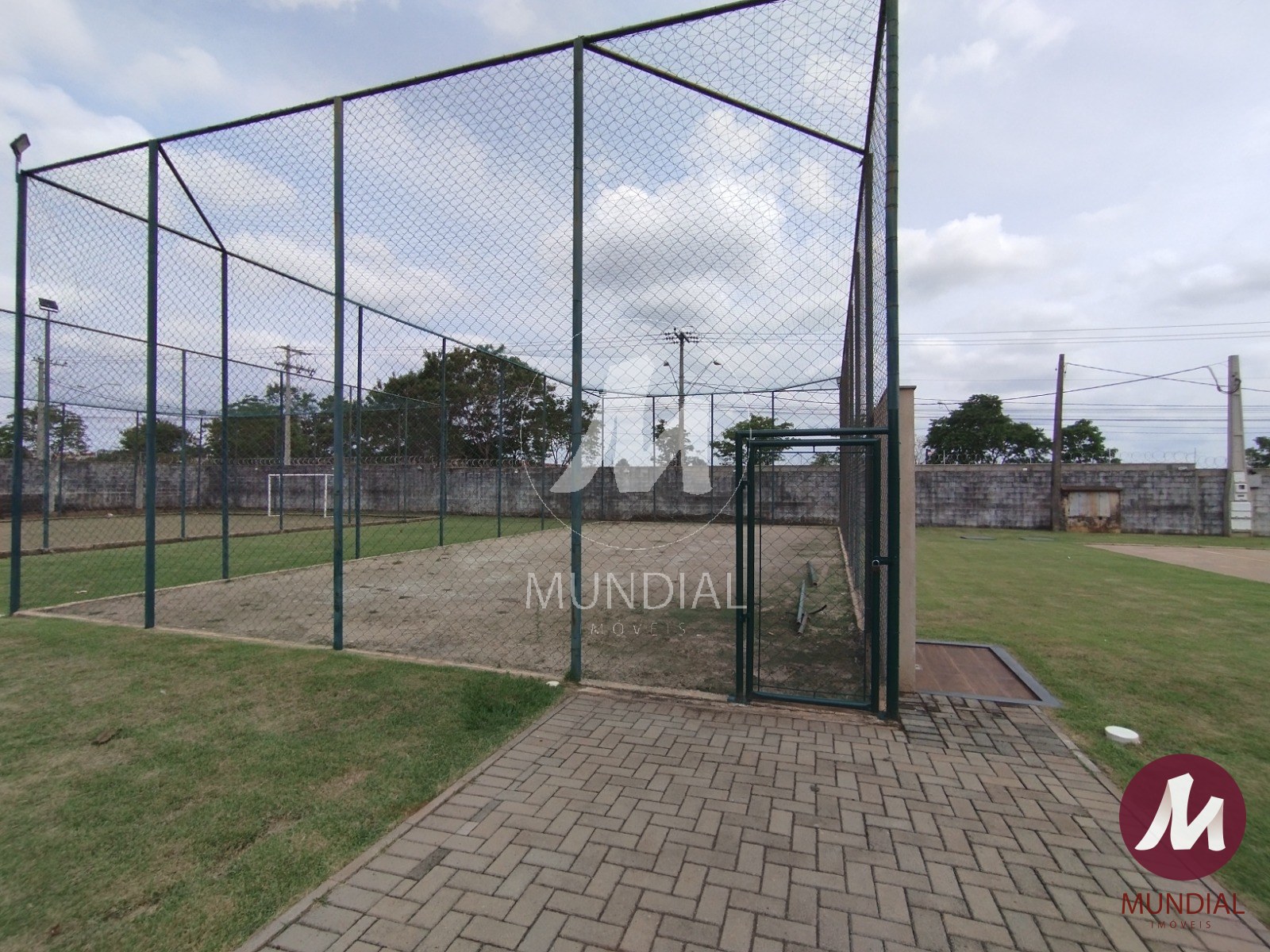 Quadra de esportes — foto 25