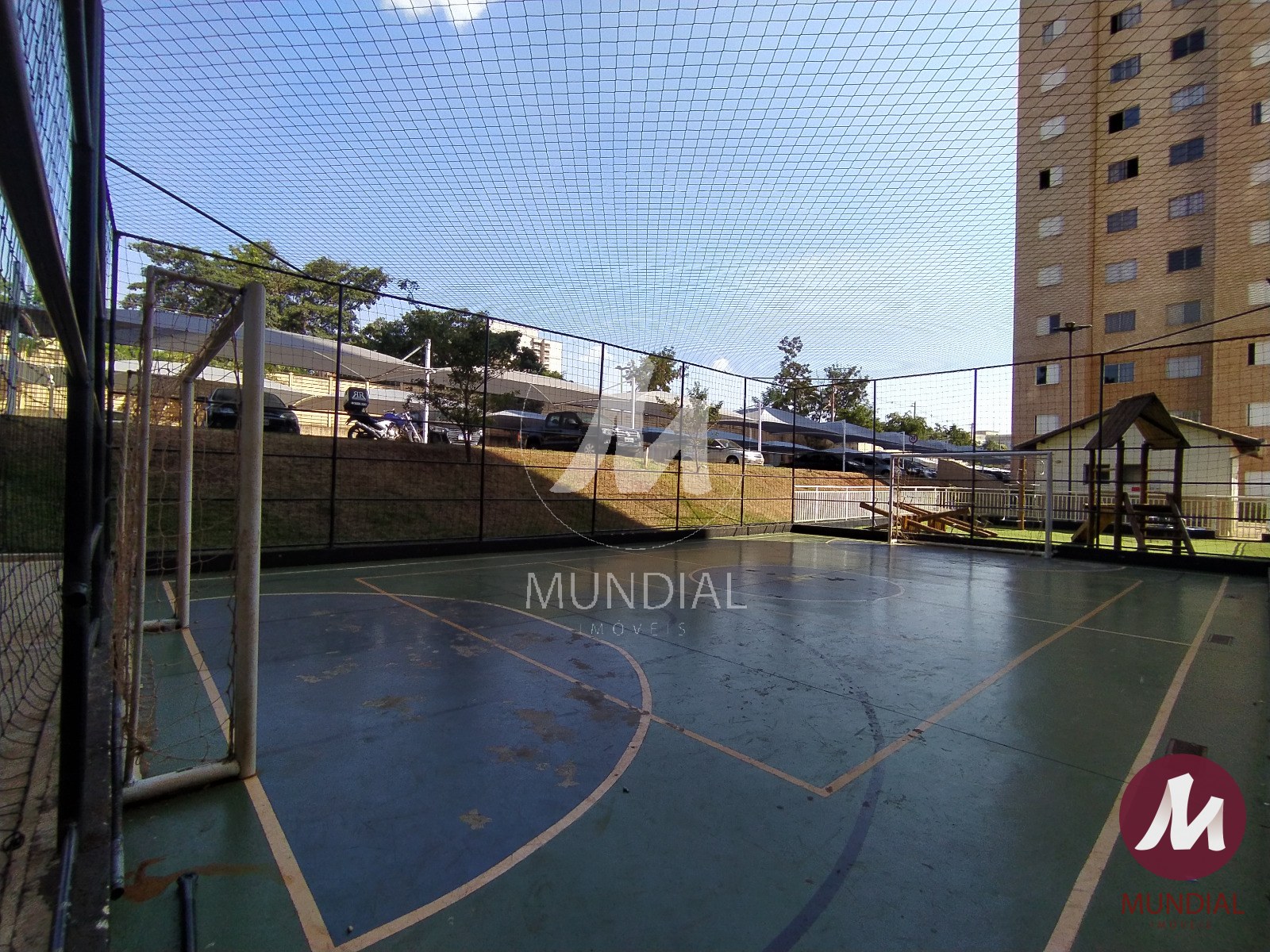 Quadra de esportes — foto 28