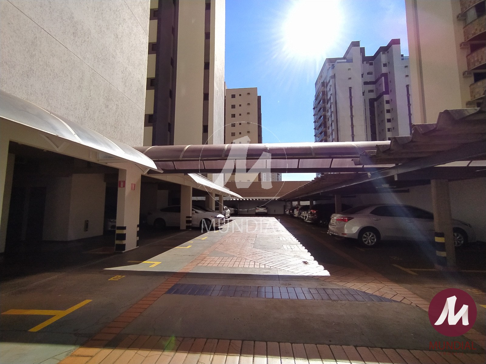 Garagem — foto 32