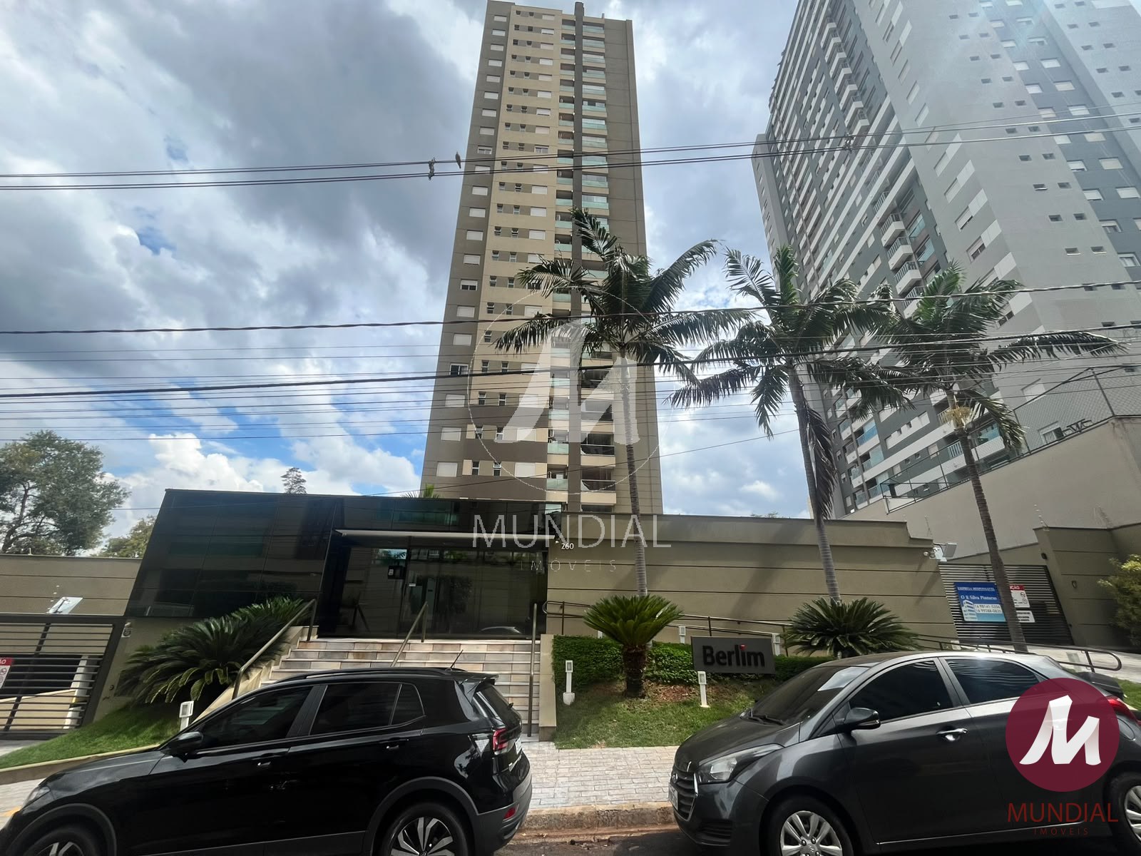 Fachadas que roubam a cena — Apartamento em Jardim Botanico