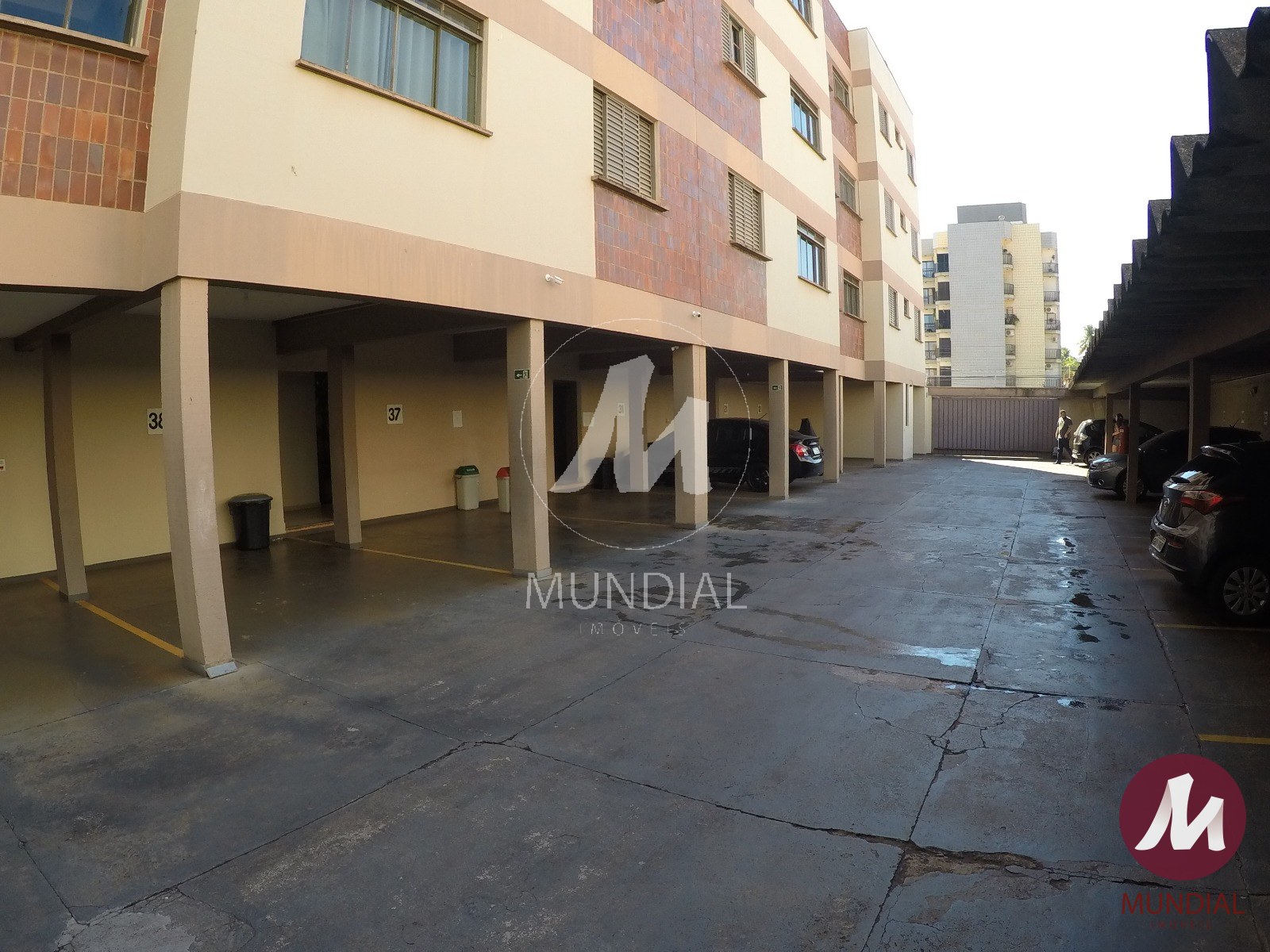Garagem — foto 10