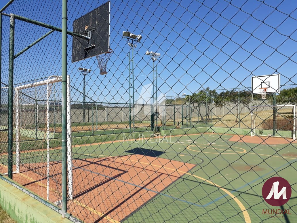 Quadra de esportes — foto 23