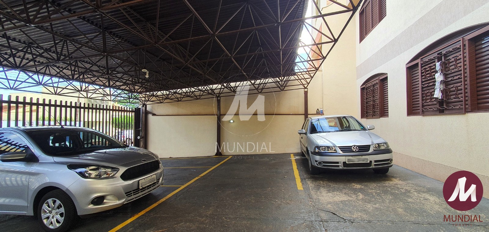 Garagem — foto 16