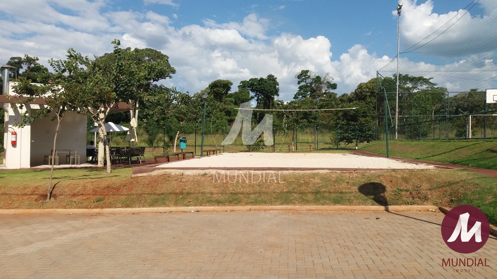 Quadra de esportes — foto 16