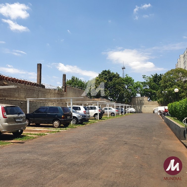 Garagem — foto 12