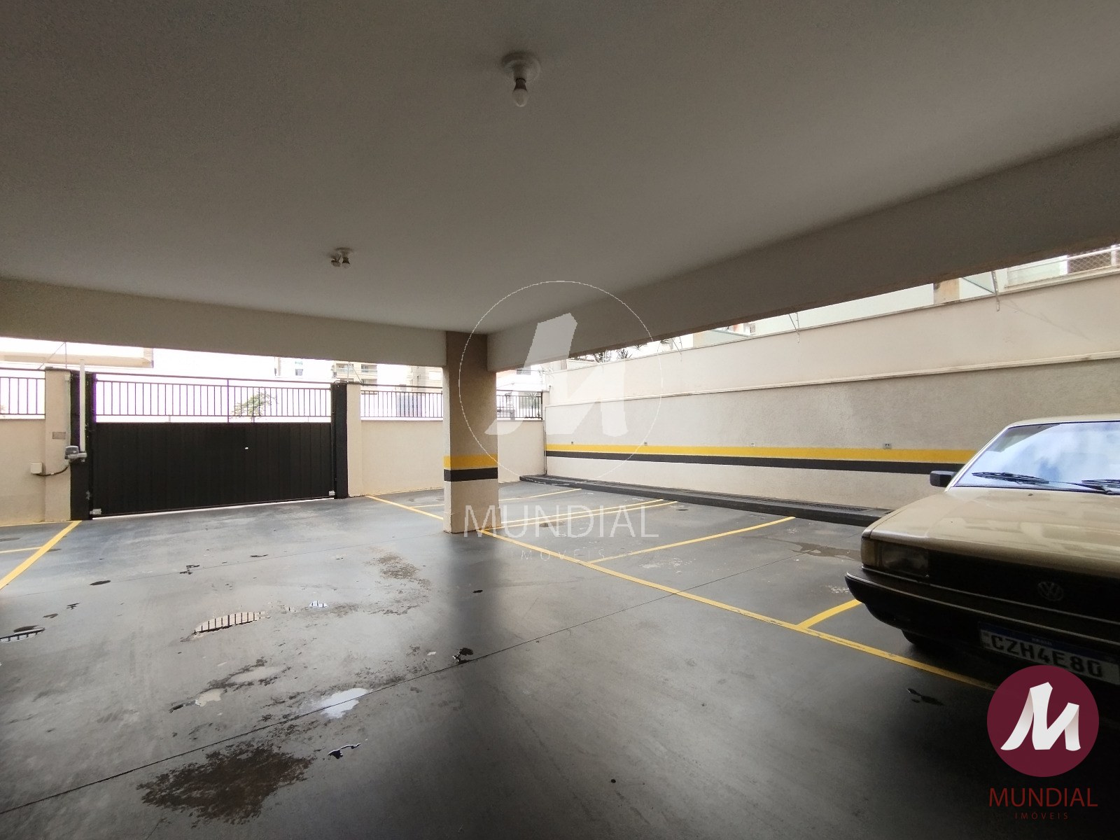 Garagem — foto 18