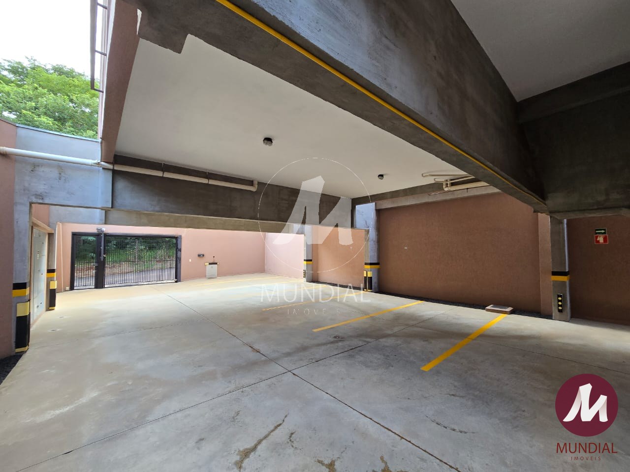 Garagem — foto 17