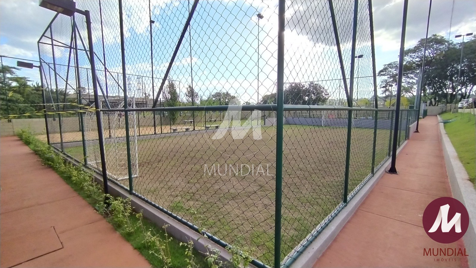 Quadra de esportes — foto 16
