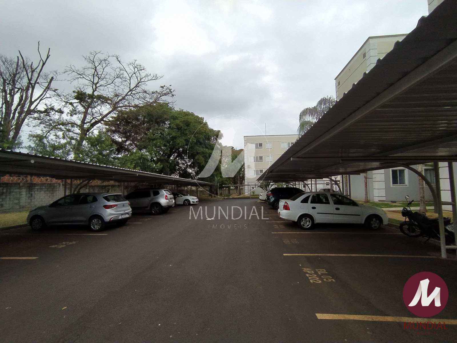 Garagem — foto 12